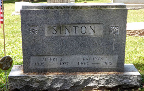 Headstone of Kathryn Rebecca Sinton (n&eacute;e Kiefer) 1900 - 1982