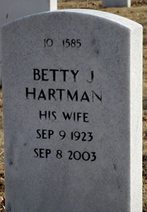 Headstone of Betty Jean Hartman (n&eacute;e Logan) 1923 - 2003
