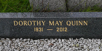 Headstone of Dorothy May Quinn (n&eacute;e Sinton) 1931-2012