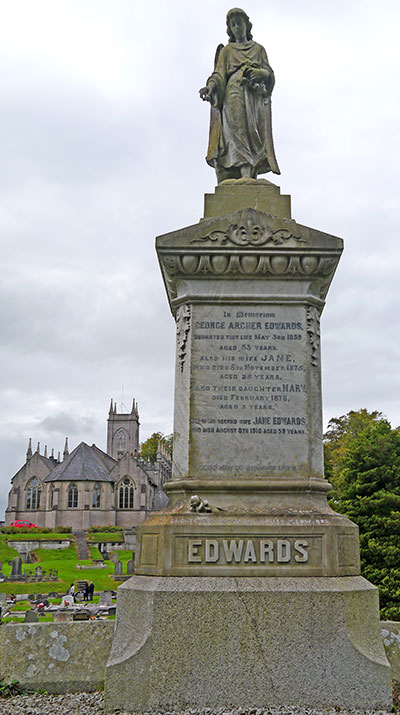 Headstone of Jane Edwards (n&eacute;e Ronaldson) 1851 - 1910