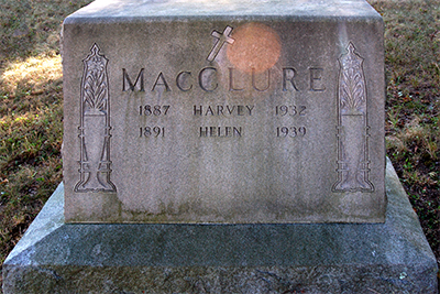 Headstone of Hellen MacClure (n&eacute;e Weller) 1891 - 1939