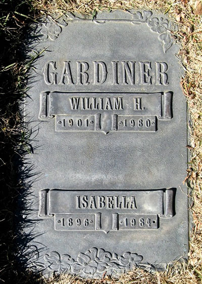 Headstone of Isabella Gardiner (n&eacute;e Sinton) 1896 - 1984